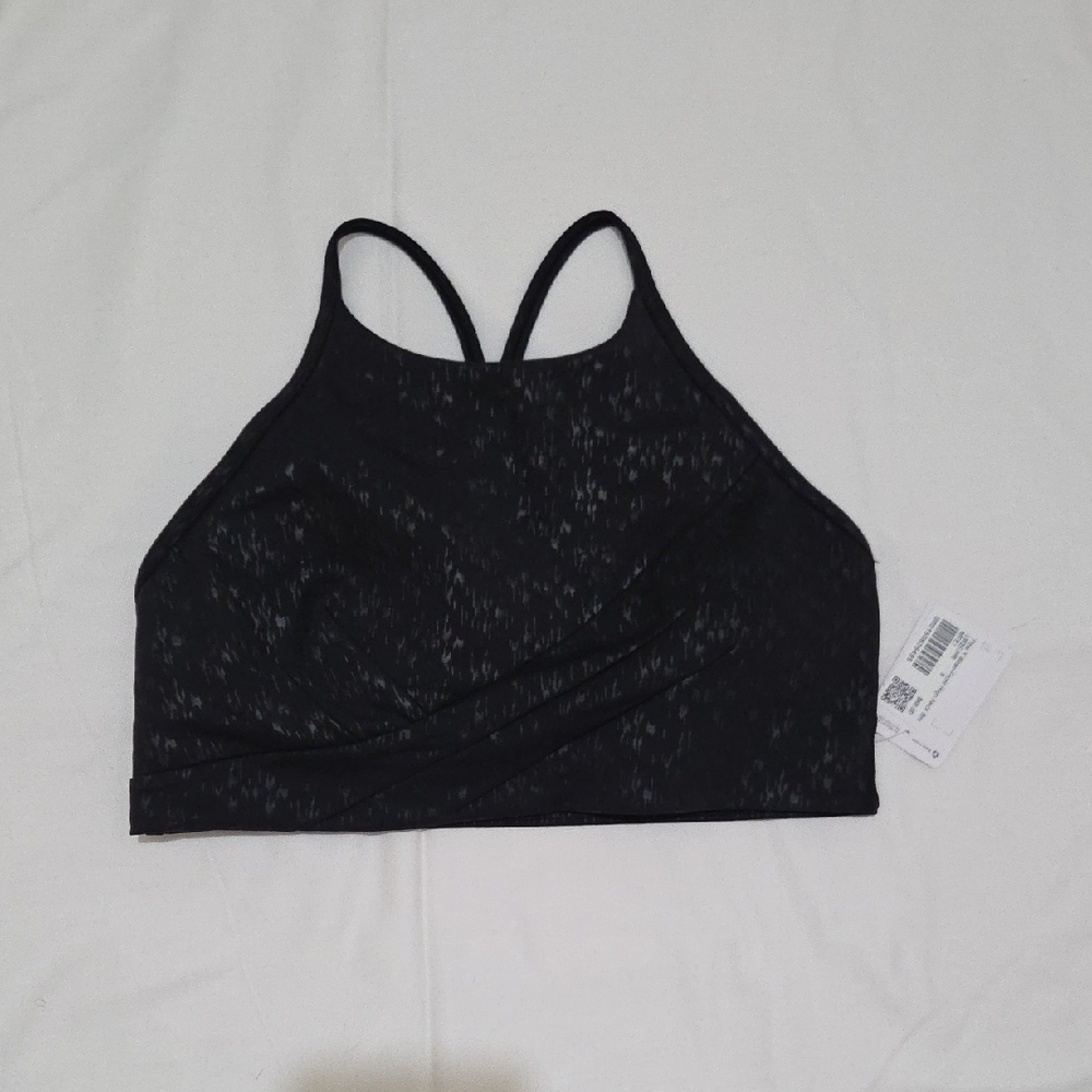 NWOT. Lululemon Flow Y Wrap-Front High-Neck Bra Light Support, B/C Cup